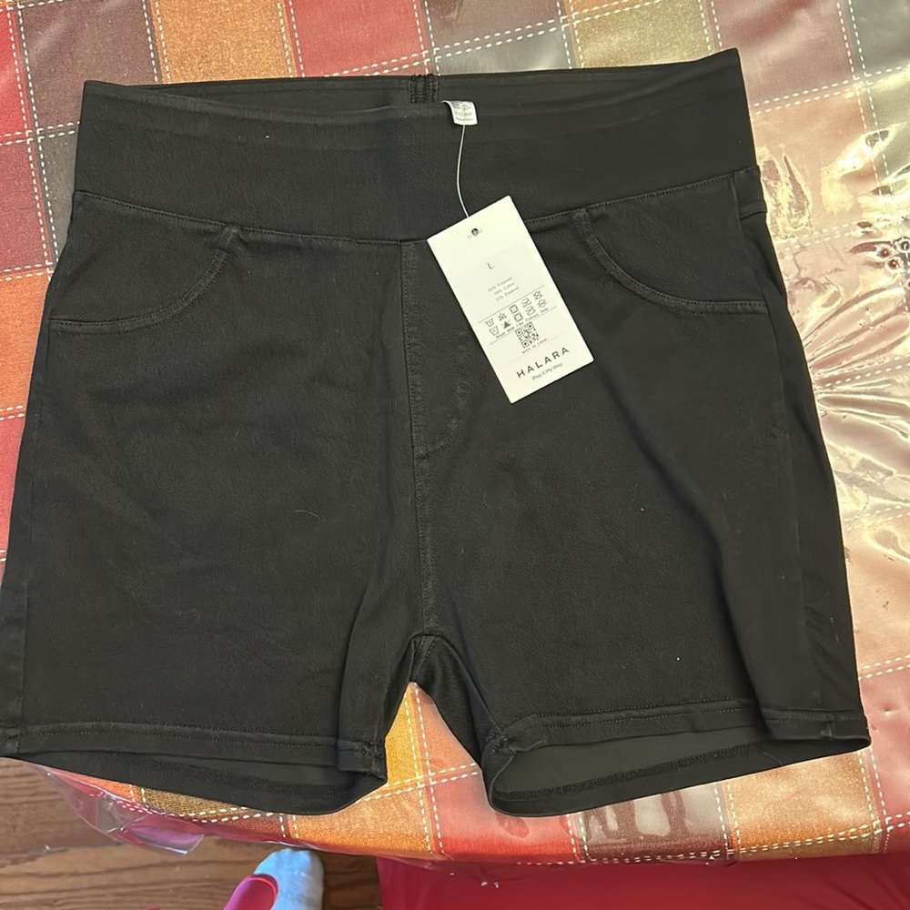 Halara new black stretchy denim material
